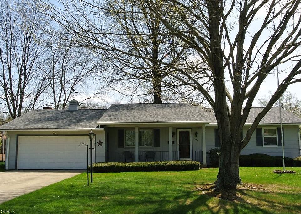 1st image of 573 Janet Dr