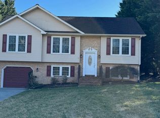 1410 N Mill Rd, Salem, VA 24153