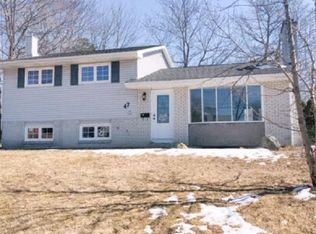 47 Lethbridge Ave, Dartmouth, NS B2X2W4