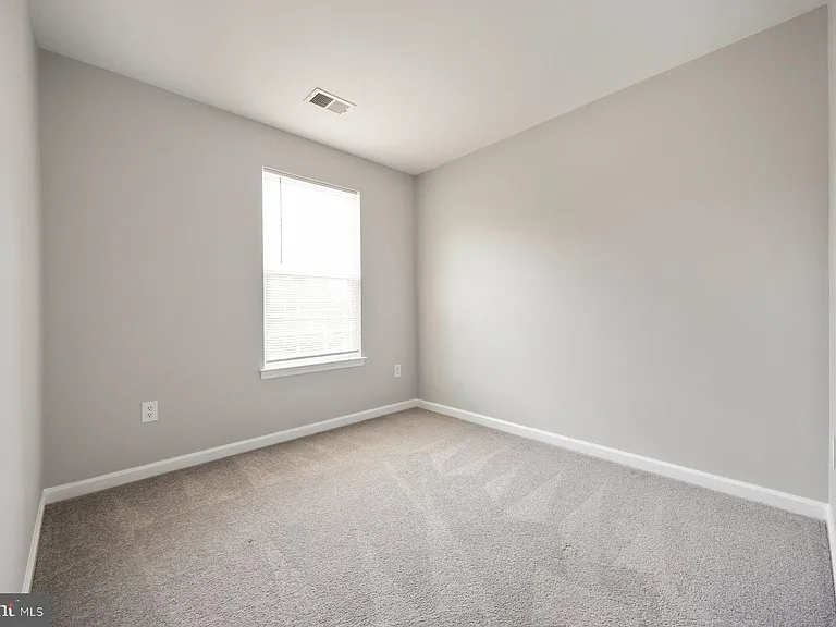 947 Chase Walk — Photo 20