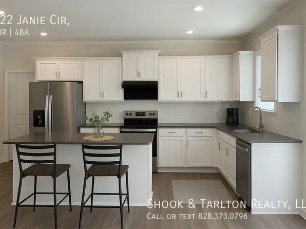 422 Janie Cir, Newton, NC 28658