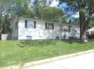 1308 Nelson St, Boonville, MO 65233