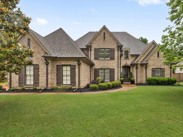 1644 Brackenshire Ln, Collierville, TN 38017