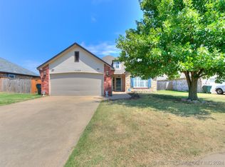 11105 E 122nd Ct N, Collinsville, OK 74021