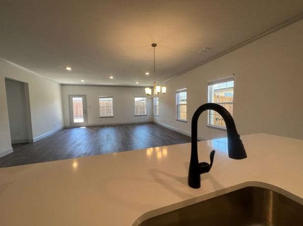 366 Waters Ridge Dr