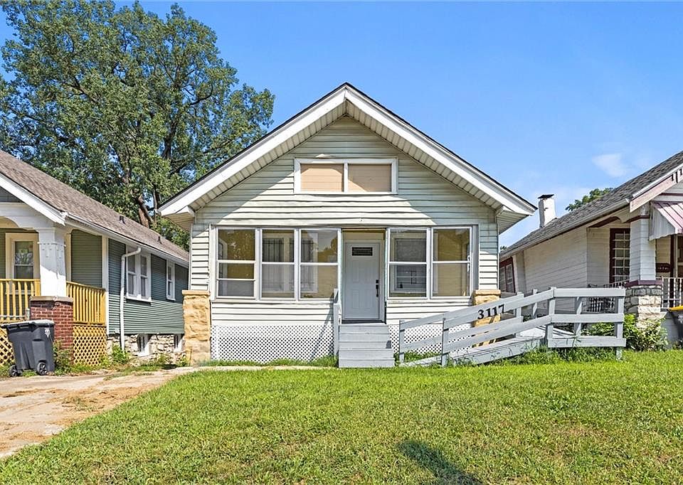 1st image of 3117 Jackson Ave