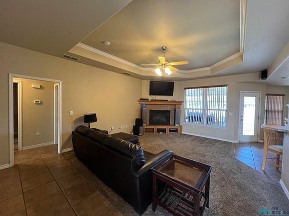 5th image of 907 Saunders Dr