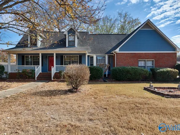 10402 Temperance St SW, Huntsville, AL 35803