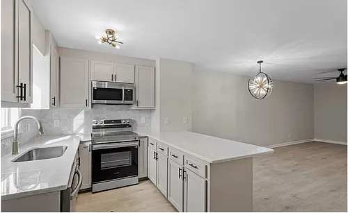 401 E Williams St #401 Photo 1
