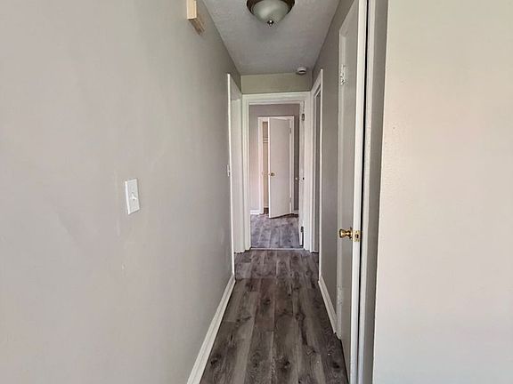 5th image of 3216 Gobel Ave APT 2