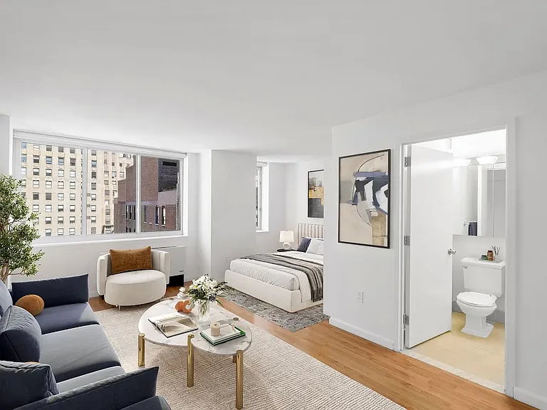 66 W 38th St #21A — Photo 2