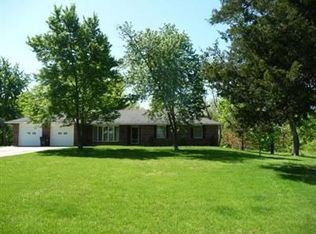 10011 Tanner Bridge Rd, Henley, MO 65040