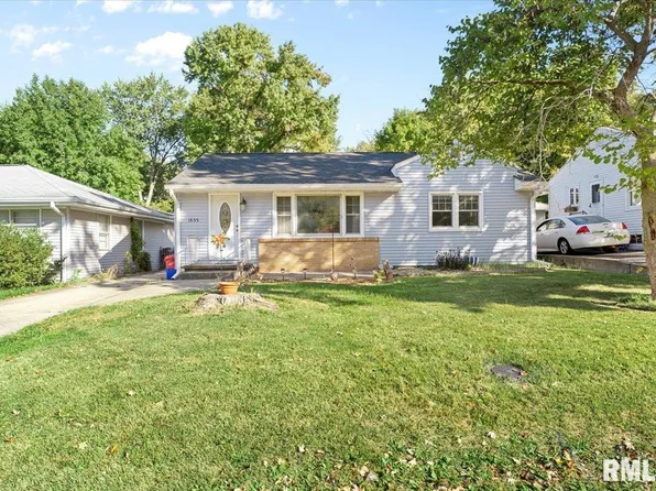 1833 W Iles Ave, Jerome, IL 62704