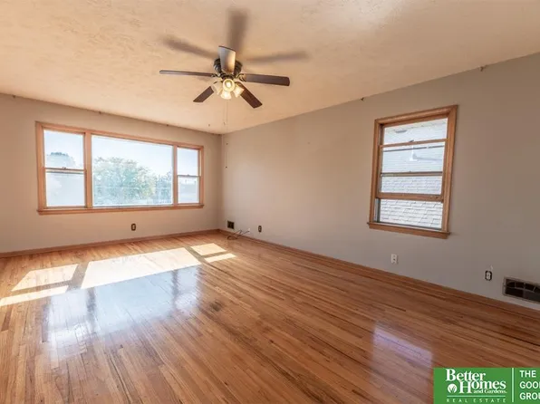 4358 Charles St, Omaha, NE 68131