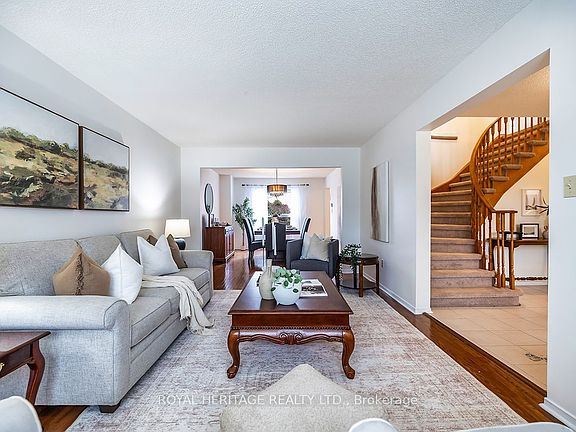 5th image of 61 Forest Heights St
