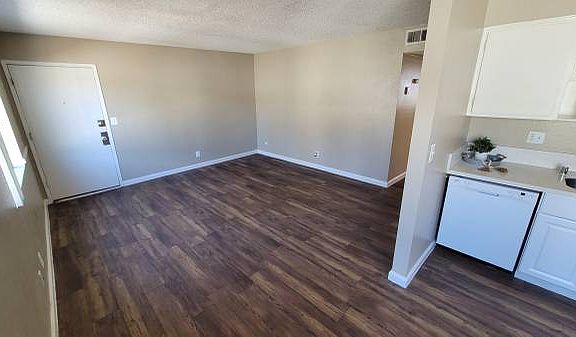 5th image of 3535 S H St #100