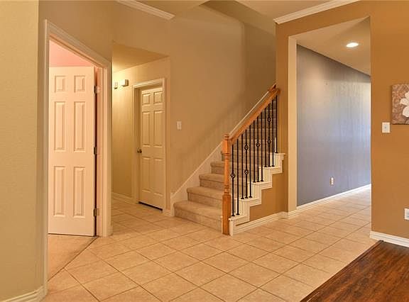 4th image of 4808 Newbridge Dr