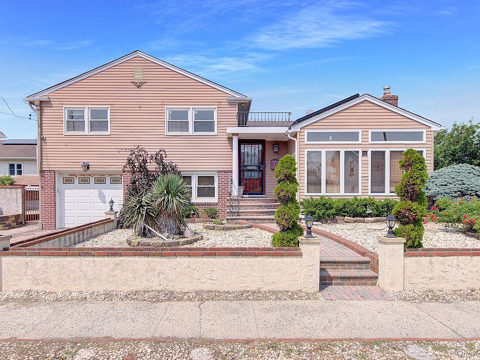 1st image of 24 Pinehurst Street