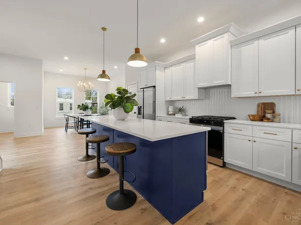 5824 Chandler St, Cincinnati, OH 45227