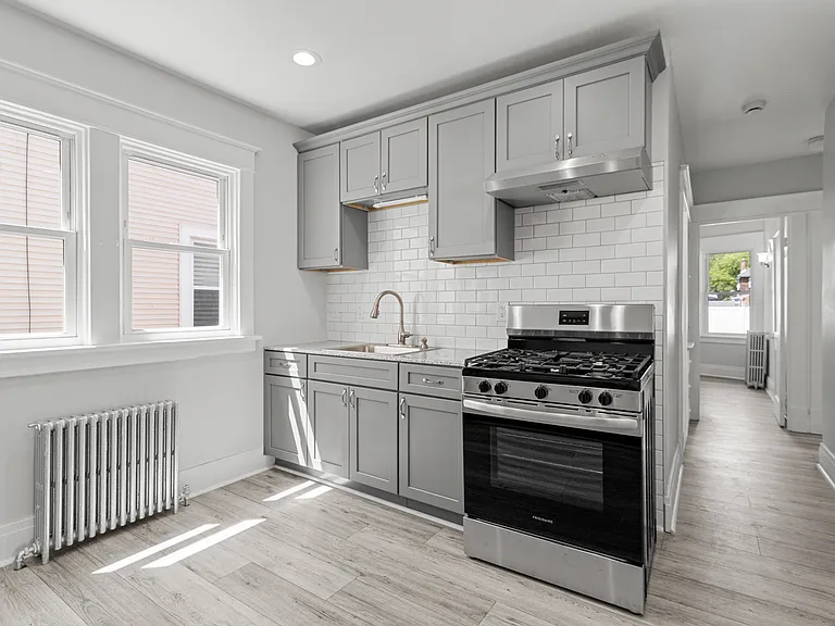 314 N Park Ave #1 — Photo 5