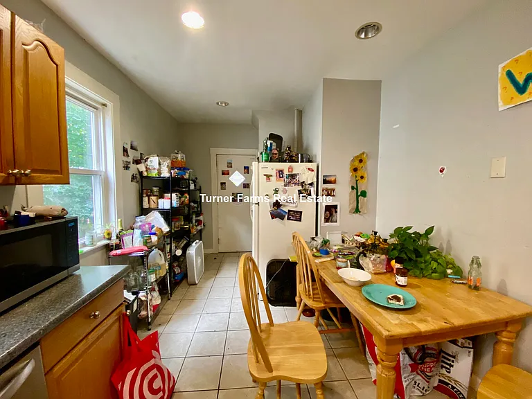 53 Bristol Rd — Photo 2