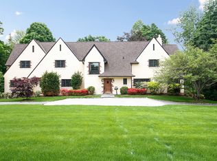 2 Reimer Rd, Scarsdale, NY 10583