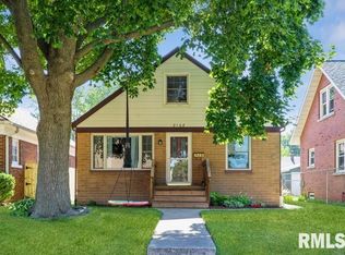 2108 11th St, Moline, IL 61265