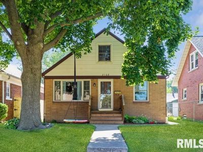 2108 11th St, Moline, IL, 61265