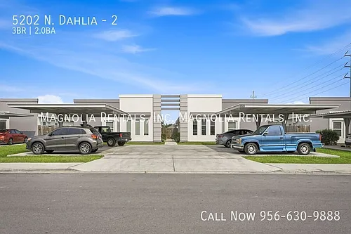 5202 N Dahlia St #2 Photo 1