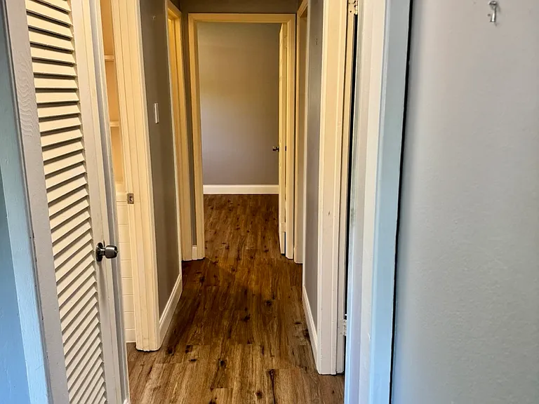 122 Kenilworth Rd — Photo 8