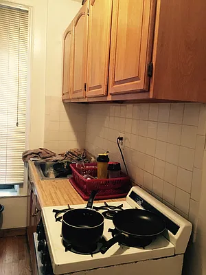 Rented by Warren T Real Estate Corp. | media 25