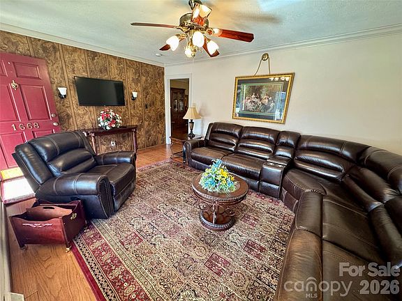 4th image of 1668 Old Charlotte Rd