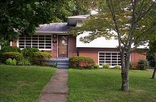 5th image of 334 Guilford St