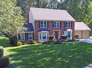 11875 Fawn Ridge Ln, Reston, VA 20194