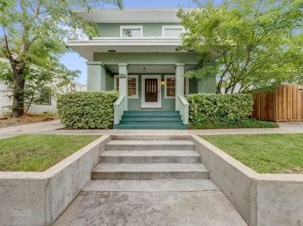 1552 34th St, Sacramento, CA 95816