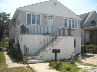 432 W Park Ave, Long Beach, NY 11561