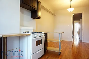 Rented by Rennit Inc.