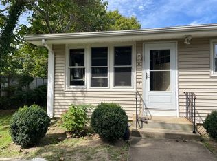 70 Inez St #B, Narragansett, RI 02882