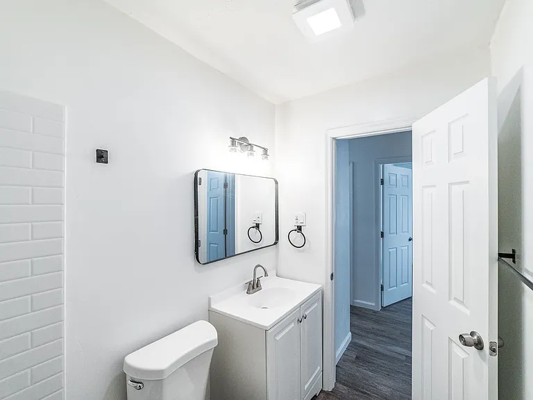 2239 Norwood Dr NW — Photo 10
