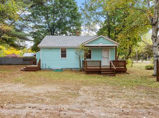 91 Lawndale Ave, Franklin, NH 03235
