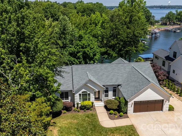 7559 Rabbit Cir, Denver, NC 28037