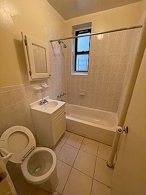 4th image of 61-17 Woodside Ave #2D