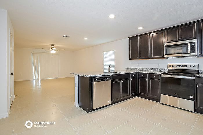 1st image of 1776 Torrington Dr