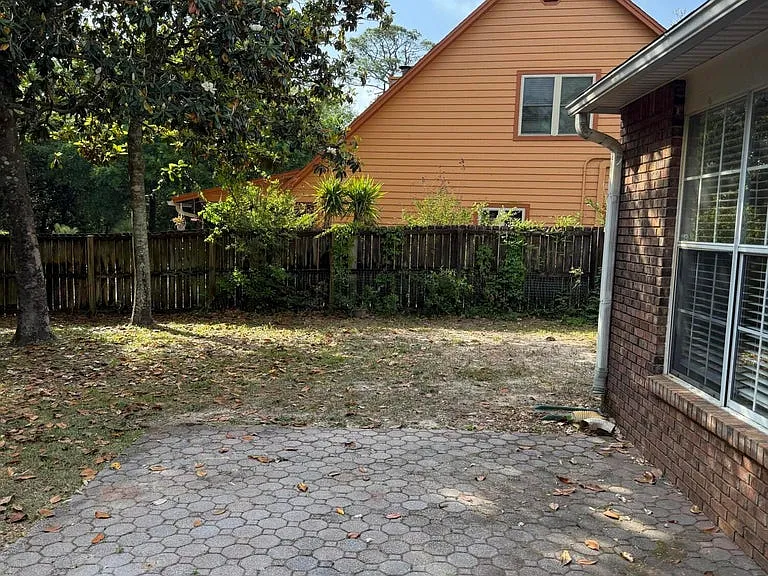 5 Neptune Dr — Photo 40