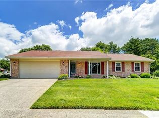 230 Bramblebush Ln, Springboro, OH 45066