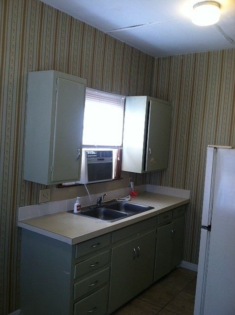 2nd image of 123 N Clarence St