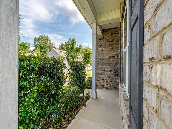 3rd image of 10404 Kempsford Dr