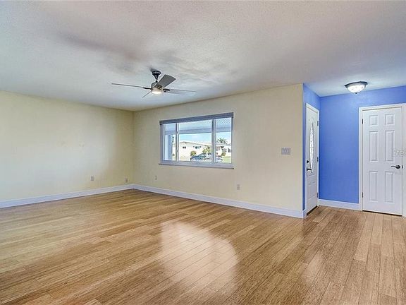 5th image of 1702 Council Dr