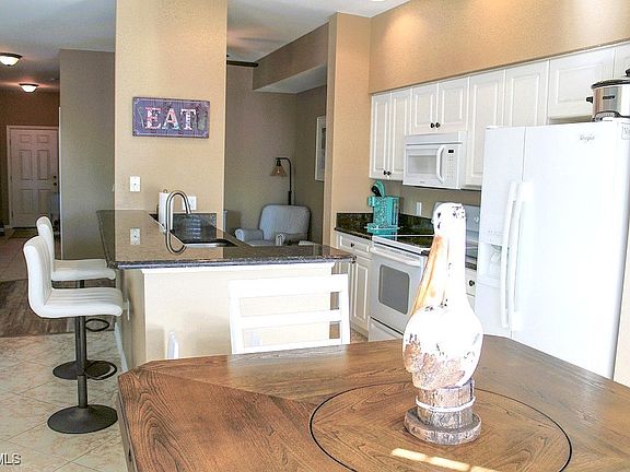 3rd image of 16685 Lake Circle Dr APT 1044