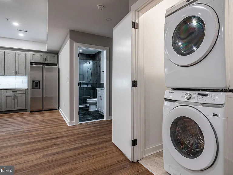 1217 E Columbia Ave #2 — Photo 14
